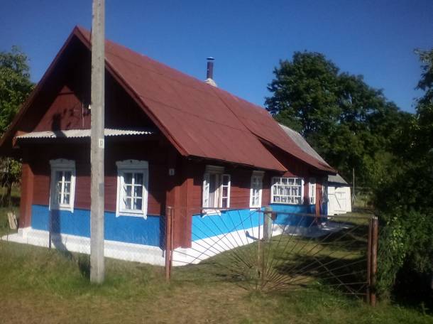 дом бревенчатый ошелёванный в деревне Мядельского р-на, фотография 1