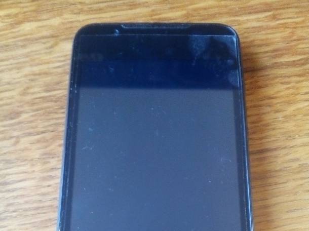 Cмартфон Zte v880g, фотография 1
