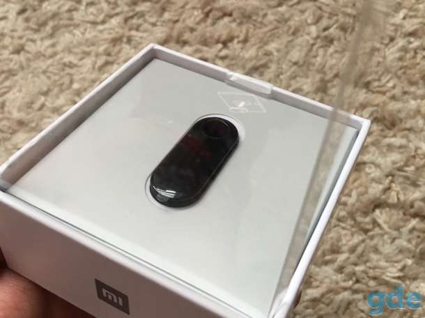 Фитнес-браслет Xiaomi Mi Band 3 (оригинал), фотография 4
