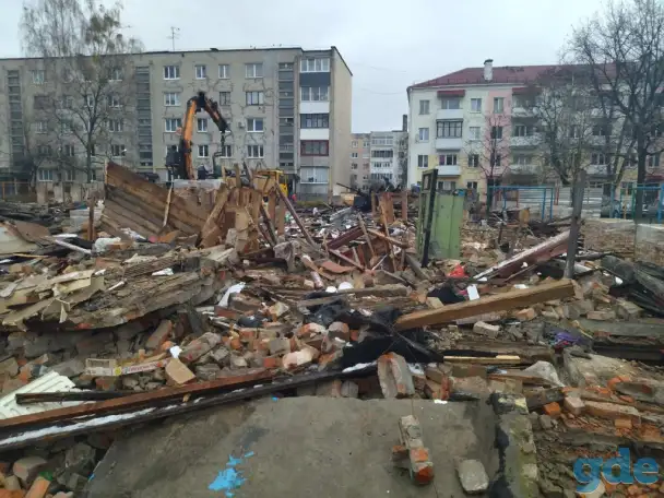 Демонтаж сараев, ангаров, домов из красного кирпича бесплатно, фотография 3