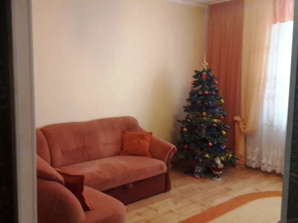 Продам з-комнатную квартиру, ул.Зои Космодемьянской, д.12, фотография 1