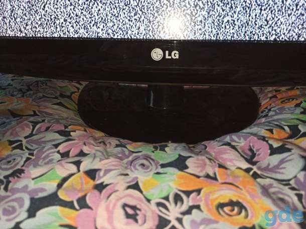 Телевизор ЖК LG в отличном состоянии, фотография 4