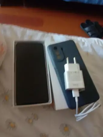 Продам телефон Huawei nova Y70. Как новый, пользовался пару-тройку раз. Цена  420руб. Торг!!!, фотография 1