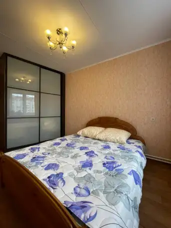 Квартира с хорошим ремонтом на сутки в Несвиже, ул.Молодежная, д.2, корп.2, фотография 1