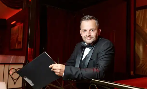 Ведущий мероприятий  DJ  аппаратура  свет, фотография 1