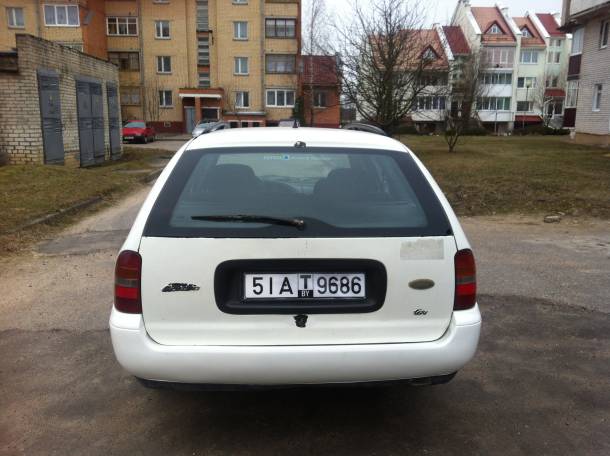 Ford Mondeo 1.8, фотография 2
