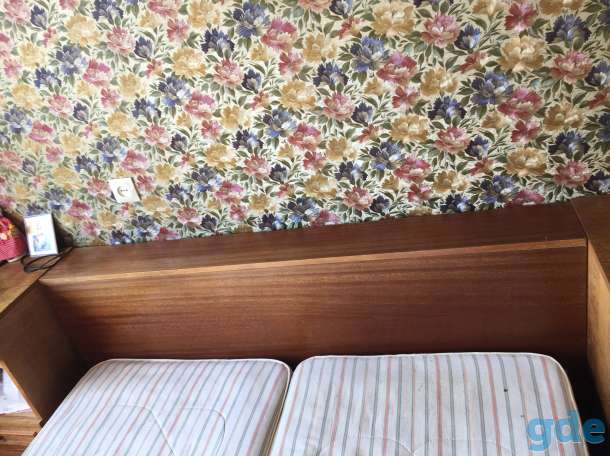 Продам двуспальную кровать б/у, фотография 1