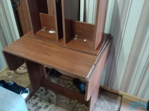 Продам угловой диван стол, фотография 1