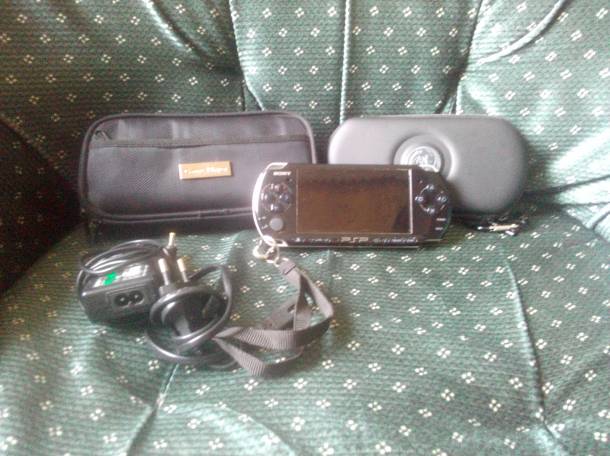 PSP Sony 2008, фотография 2