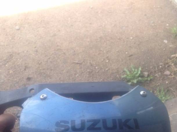 Пластик оригинальный и фара на Suzuki GSX-750F Katana 1998 года, фотография 2
