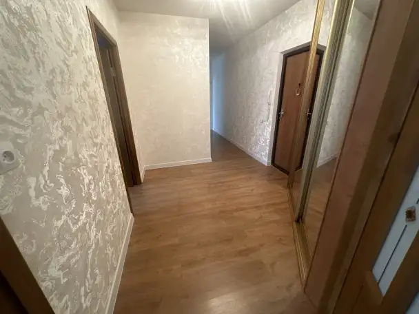 Трехкомнатная квартира 75м.кв, Г., фотография 2