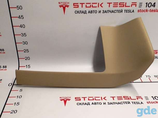 Зап. части для авто Tesla. Накладка центральной панели нижняя правая Pur Mojave Tesla model X S RESTE	 10023, фотография 1