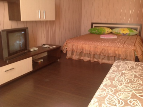сдаю 1комн.квартиру в ЦЕНТРе,ул.Машерова часы,сутки, фотография 1