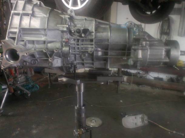 Стойка электрогидравлическая с адаптером и ручной лебедкой, фотография 1