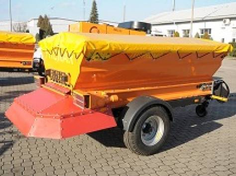 Пескоразбрасыватель PRONAR T130  , фотография 1