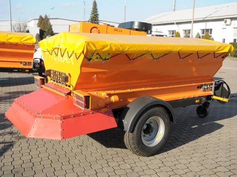 Пескоразбрасыватель PRONAR T130  , фотография 2
