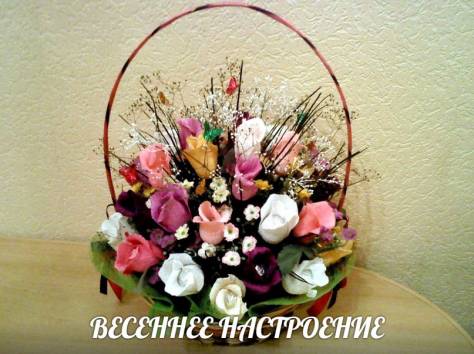 Корзинки из цветов с конфетами., фотография 6