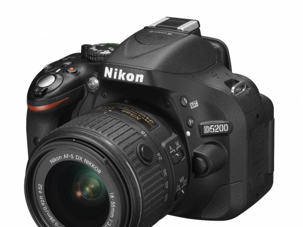 Зеркальный фотоаппарат Nikon D5200 Kit 18-55mm VR, фотография 1