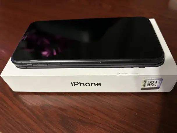 iPhone 11 128 GB, фотография 2