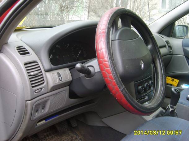 Renault Laguna 2002, фотография 2