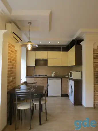 Квартира на сутки в центре, Ленина 27, фотография 1