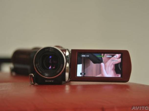 продам видеокамеру SONY HDR-CX620B, фотография 2