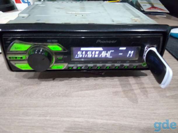 USB-магнитола Pioneer MVH150, фотография 1