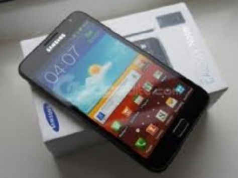 Samsung I9300 Galaxy S III   Skype Instant Chat: .......electronics04, фотография 1
