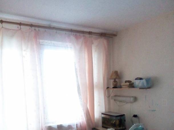 комнату в двухкомнатной квартире, червякова 59, фотография 1