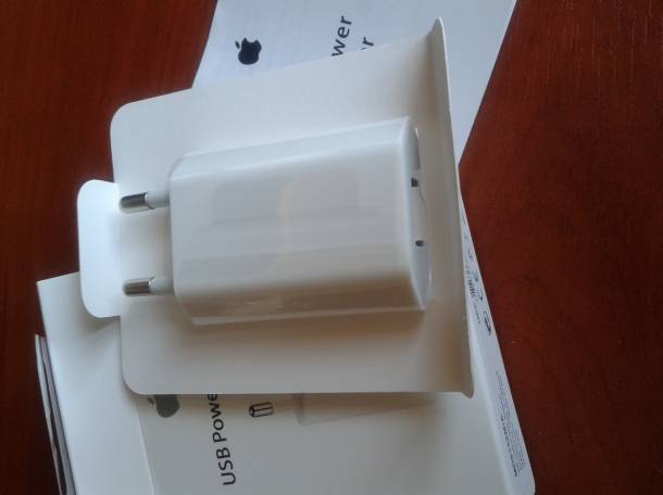 Зарядное устройство сетевое с USB входом для iPhon, фотография 1