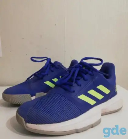 Теннисные кроссовки Adidas, фотография 1
