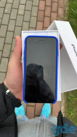 iPhone SE 2020, фотография 2