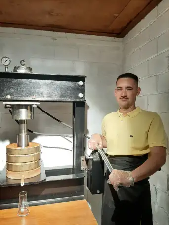 Отжимаю живое масло из разных семян и орехов., фотография 1
