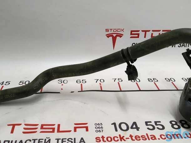 Зап. части для авто Tesla. Трубка насоса охлаждения к расширительному бачку Tesla model SDB RESE, фотография 2