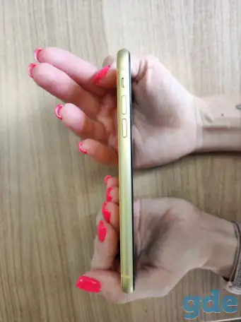 Продается Iphone XR на 128 GB желтого цвета, фотография 6