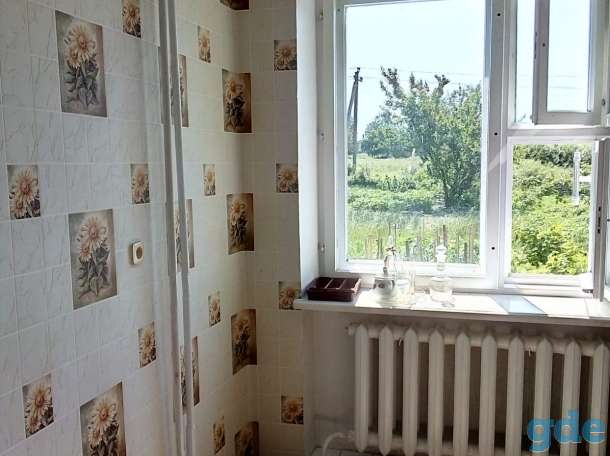 Продам двухкомнатную квартиру в г. Ельске, с погребом и большим сараем, фотография 4