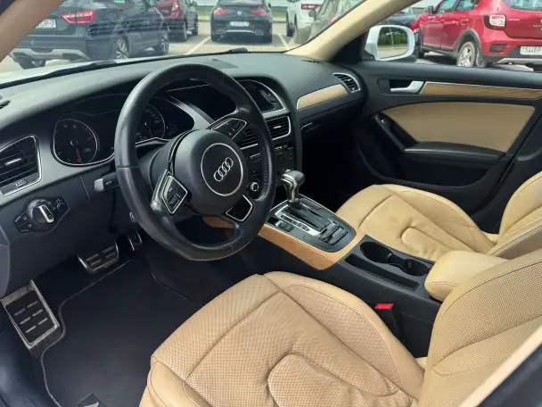 Audi A4 B8  Рестайлинг, фотография 7