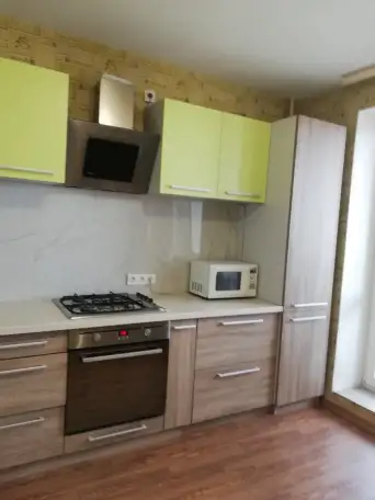 сдам квартиру на длительный срок, ул. Магистральная,3, фотография 1
