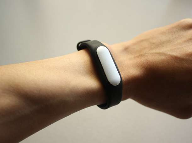 Фитнес браслет Xiaomi mi band 1s pulse, фотография 2