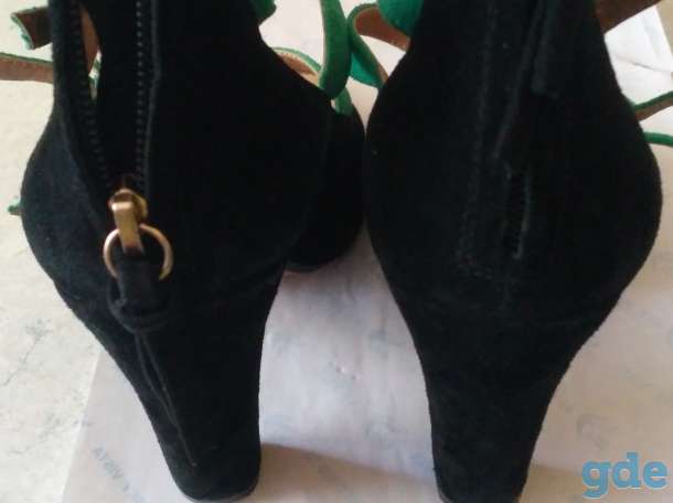 Красивые открытые туфли ZARA р. 39-40, фотография 1
