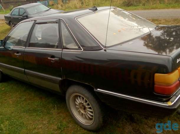 Машина Audi 100, фотография 3