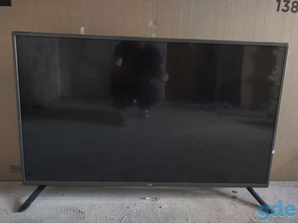 Телевизор LG 42LY345C, фотография 1