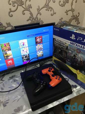 PLAYSTATION 4 SLIM, фотография 1