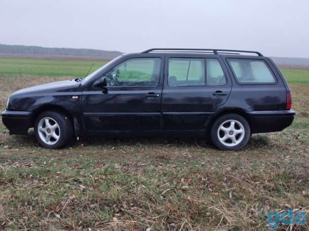 Автомобиль Volkswagen Golf, фотография 4