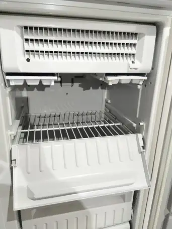 Морозильник Indesit No frost. Доставка, фотография 6