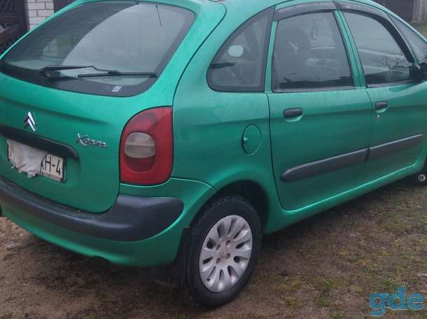 Продам хороший семейный авто, фотография 3