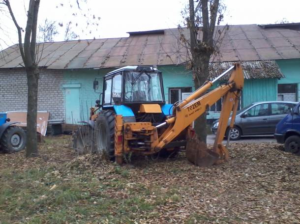 Экскаватор-погрузчик Амкодор 702ЕМ , фотография 3