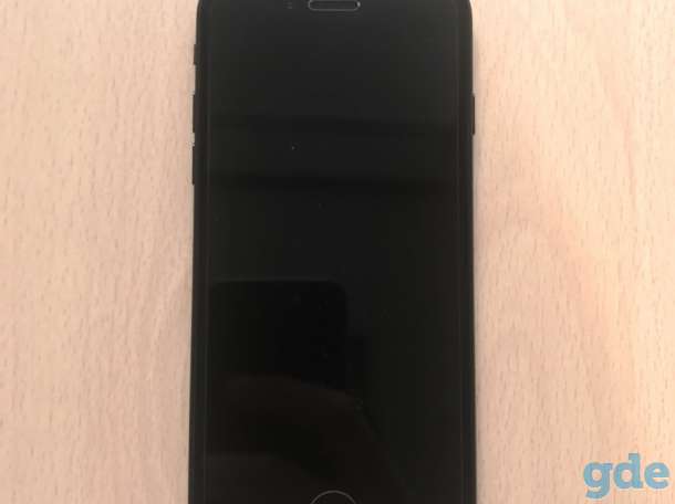 Apple iPhone 7 128GB (черный), фотография 1