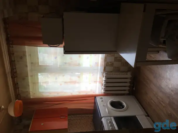 сдам 1 комнатную квартиру на длительный срок по ул. ЛАЗО, фотография 5
