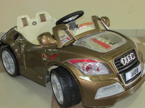 детский электромобиль audi tt cabrio-premium. модель 2013 года. доставка по рб, фотография 2